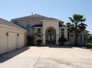 8722 Cross Country Dr, Humble, TX 77346
