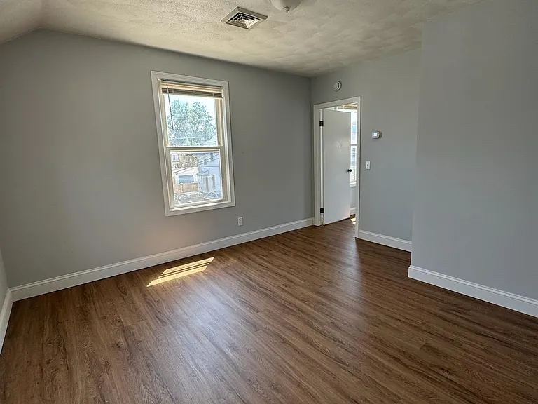 159 Harrison St #2 — Photo 7