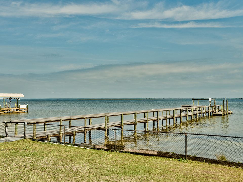 2nd image of 720 Woodland Bayou Dr