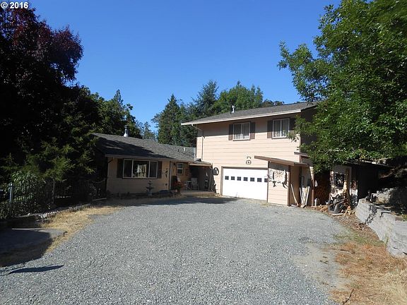 3rd image of 264 Kramer Dr