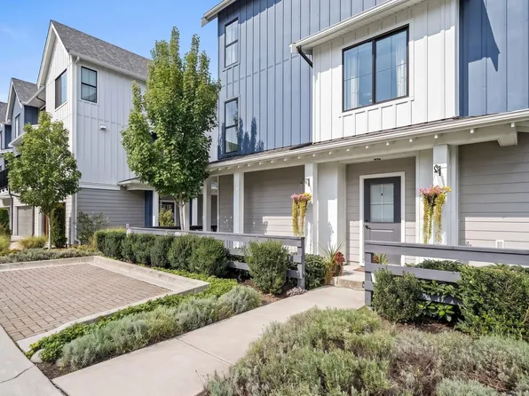 488 Furness St #64, New Westminster, BC V3M 0B4