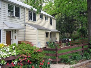 22 Hillside Rd UNIT F, Greenbelt, MD 20770