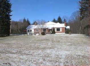 121 Shamrock Ln, Bedford, PA 15522