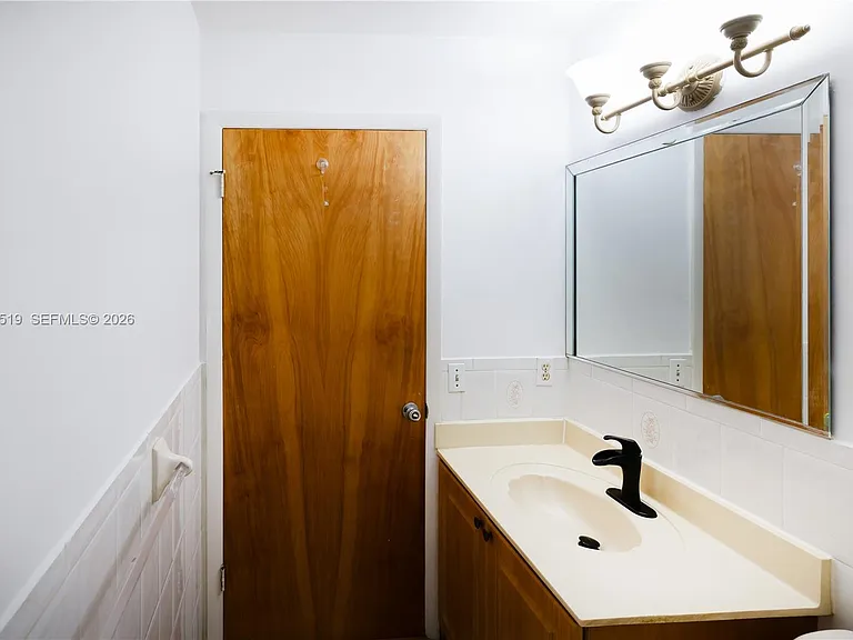 10017 W Okeechobee Rd #202 — Photo 20