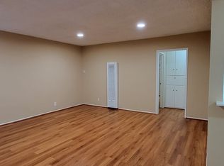 335 N Isabel St #4, Glendale, CA 91206