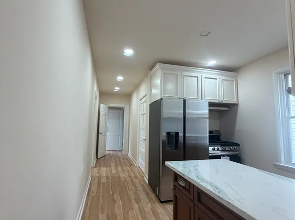 4116 W George St #2, Chicago, IL 60641