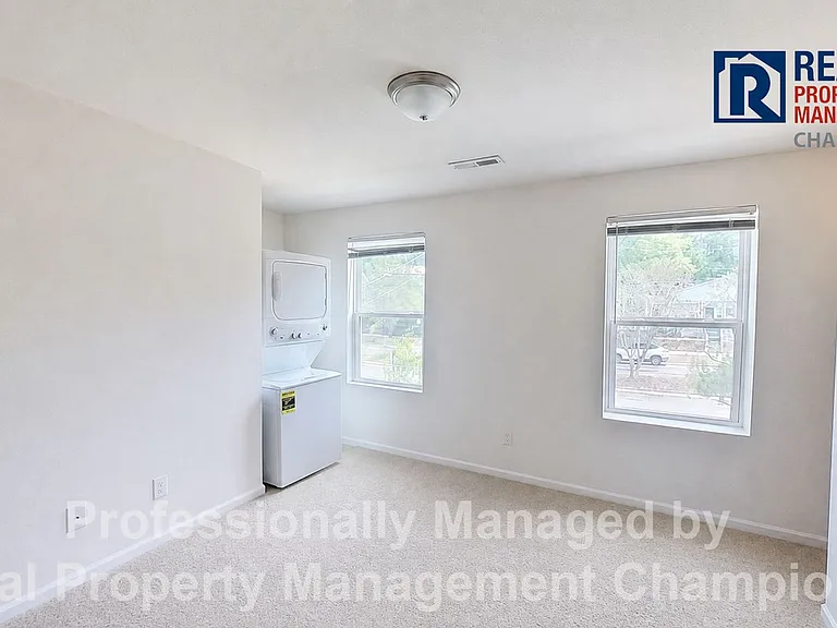812 S 5th Ave — Photo 17