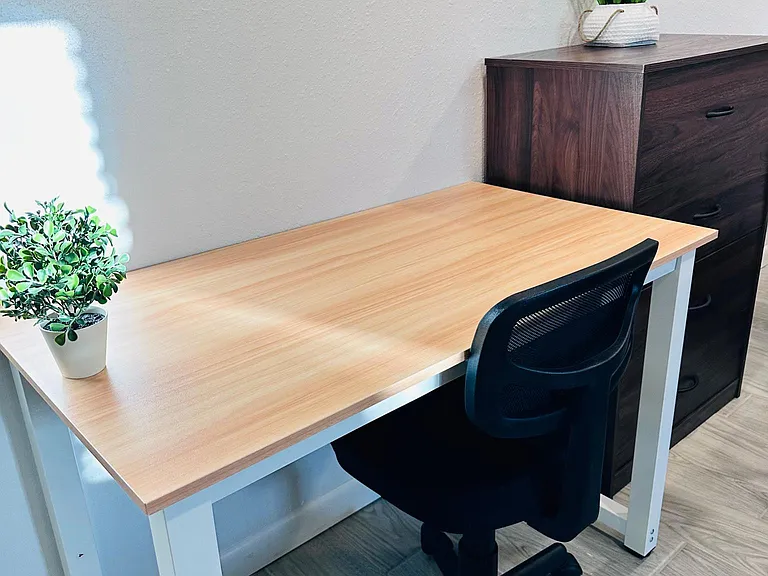 Work Desk