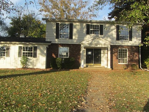 4th image of 200 N Parrish Ln