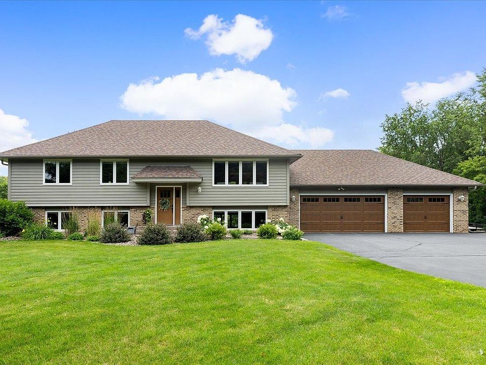 1st image of 16585 Pebblebrook Ct