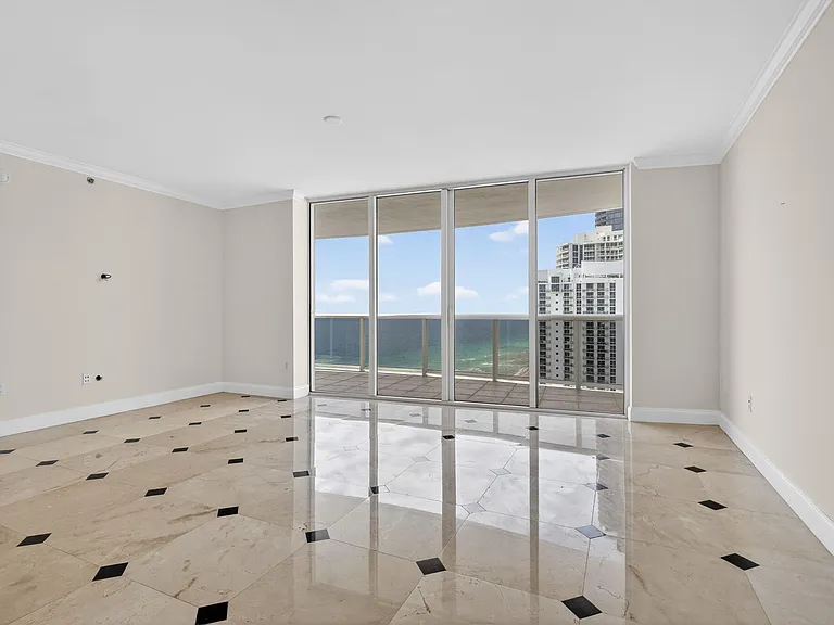 18911 Collins Ave #2303 — Photo 7