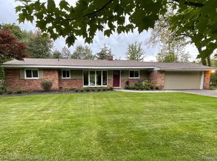 32951 Haverford Rd, Franklin, MI