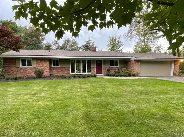 32951 Haverford Rd, Franklin, MI 48025