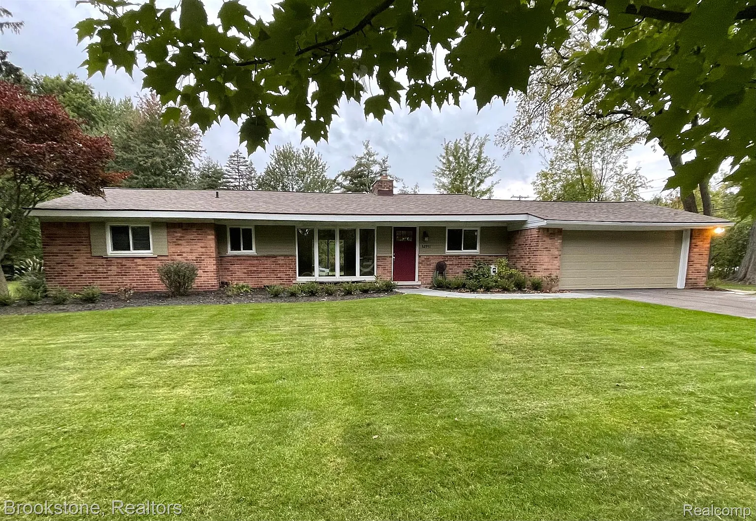 32951 Haverford Rd photo 1