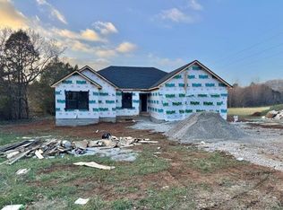 369 Ralph A Young Rd, Bowling Green, KY 42101