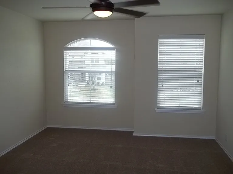 9731 Common Law — Photo 21