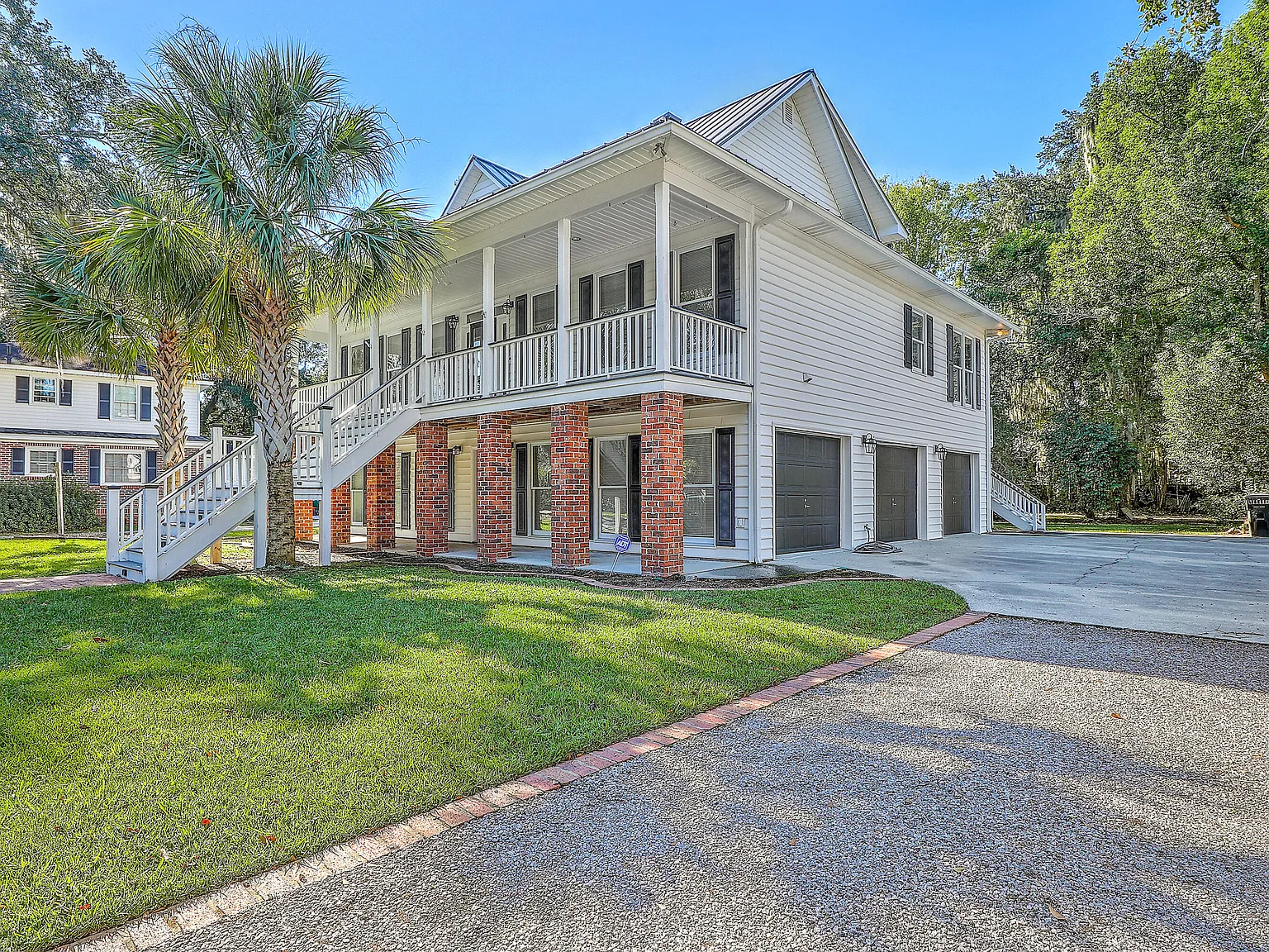 4 bed, 2.0 bath, 2630 sqft, $3,700 — Photo 4