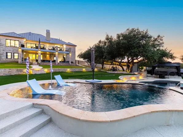 20516 Queen Bee Ln, Spicewood, TX 78669