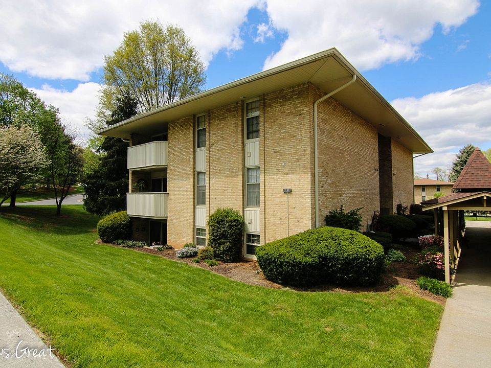 For Sale: 5260 Crossbow CIR, Roanoke, Virginia 24018