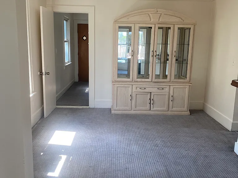 4527 Mead St #2 — Photo 4