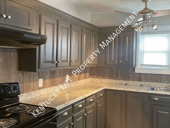 2nd image of 404 Swigert Ave #2