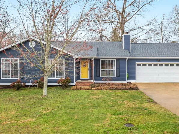 2229 N Fork Dr, Soddy Daisy, TN 37379