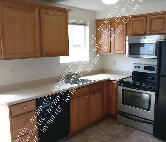 3402 E G St #A — Photo 3