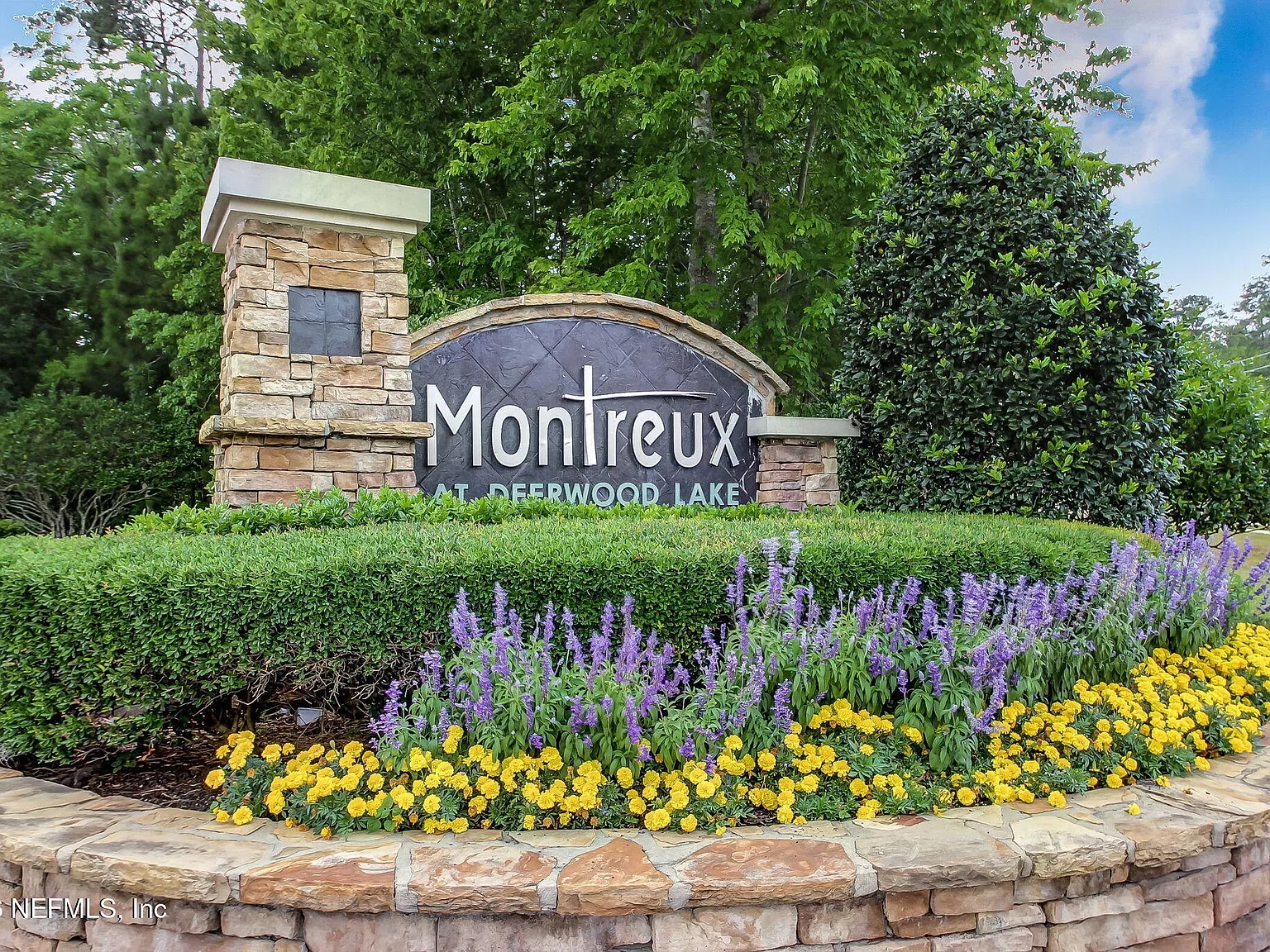 3 bed, 2.0 bath, 1345 sqft, $1,900 — Photo 3