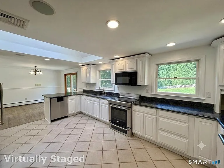 42 Blueberry Hill Rd — Photo 3