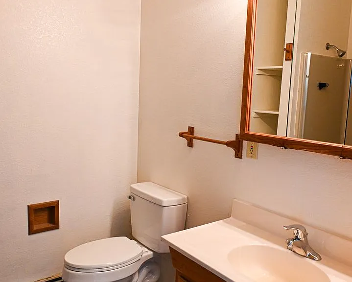 916 Montana St #918 — Photo 37