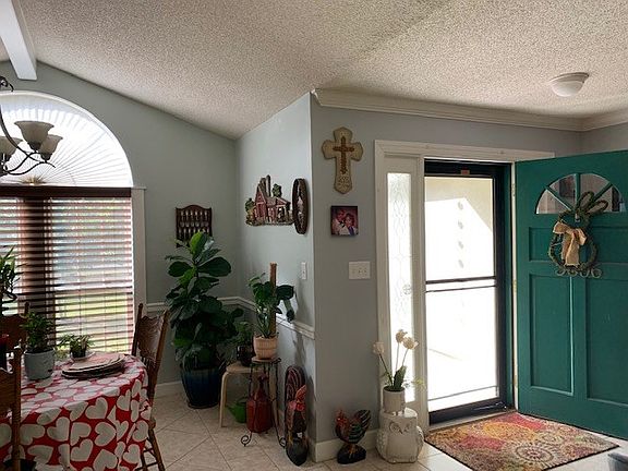 5th image of 3806 Winchester Pl