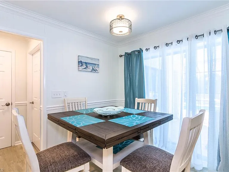 28 Constitution Dr — Photo 11