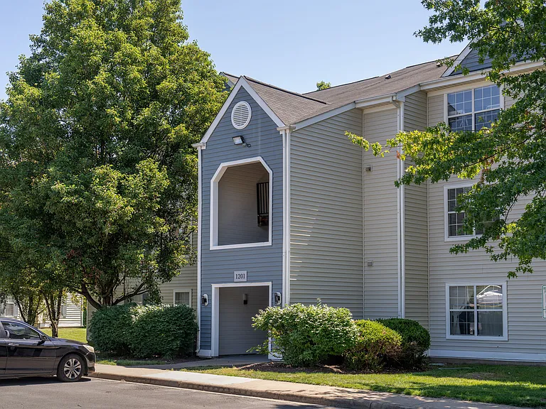 Arbor Grove — Photo 29