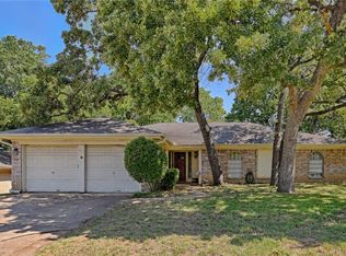 805 Spring Lake Dr, Bedford, TX 76021