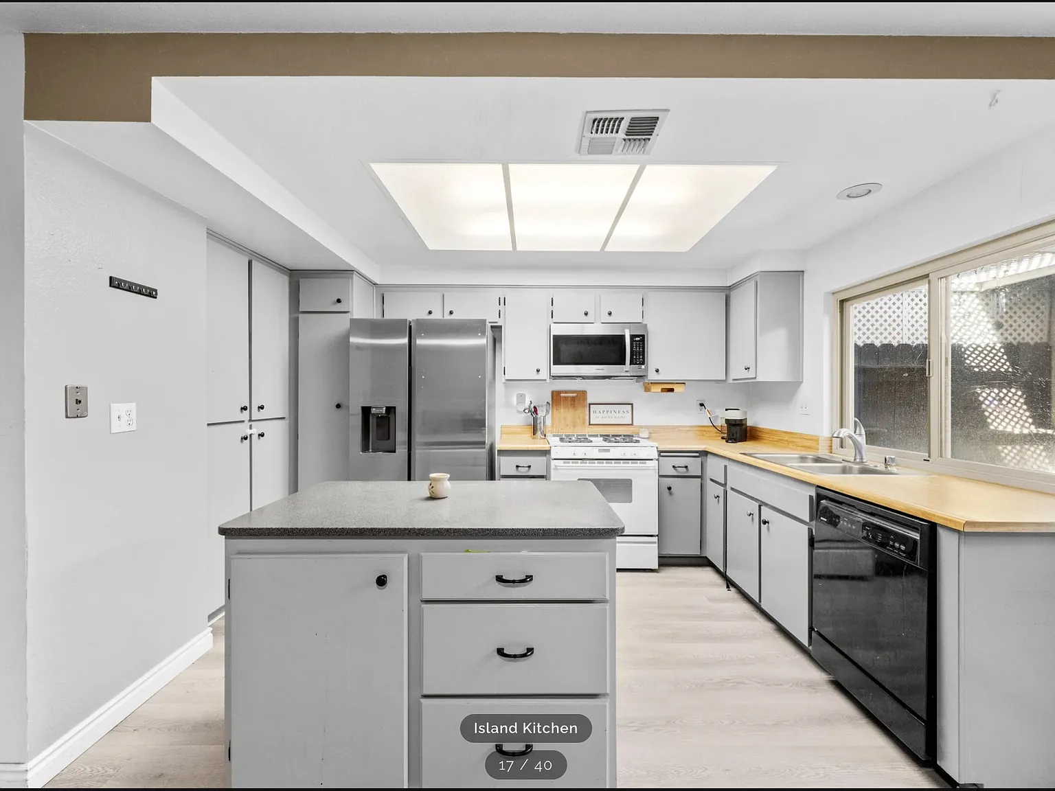 2 bed, 1254 sqft, $3,300 — Photo 2