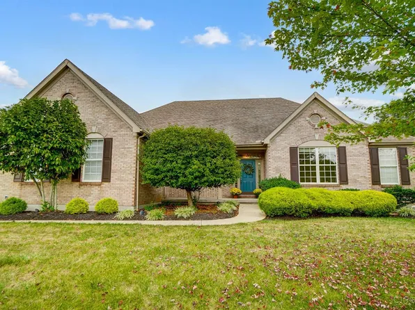 7774 Plantation Dr, Mason, OH 45040