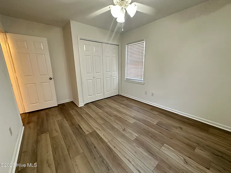 581 Parkway Blvd — Photo 12