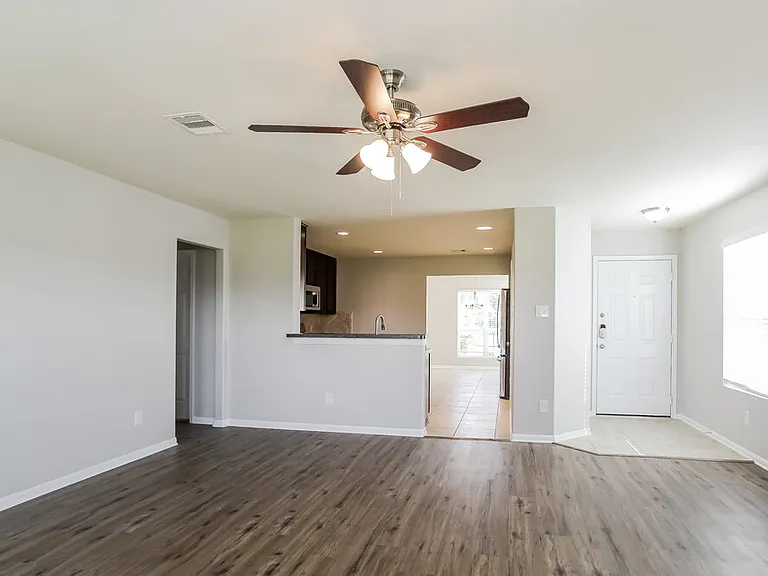 9962 Chimney Swift Ln — Photo 5