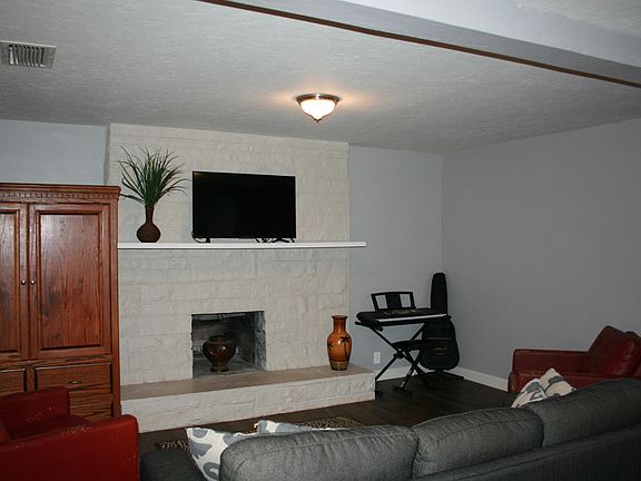 4th image of 7108 E Bramble Ave