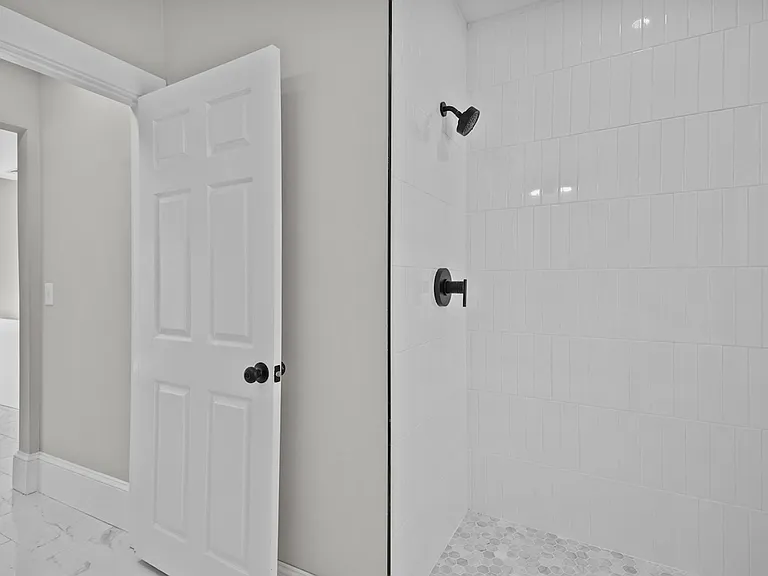 460 Eaton St #1 — Photo 17