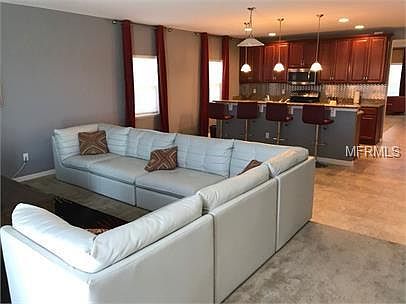 3rd image of 143 Cabrillo Dr