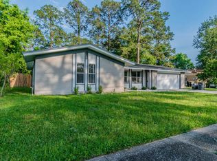 2827 Elisa Dr E, Jacksonville, FL 32216