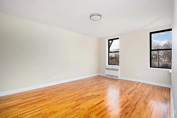 Rented by Waldstar Real Estate LLC | media 13