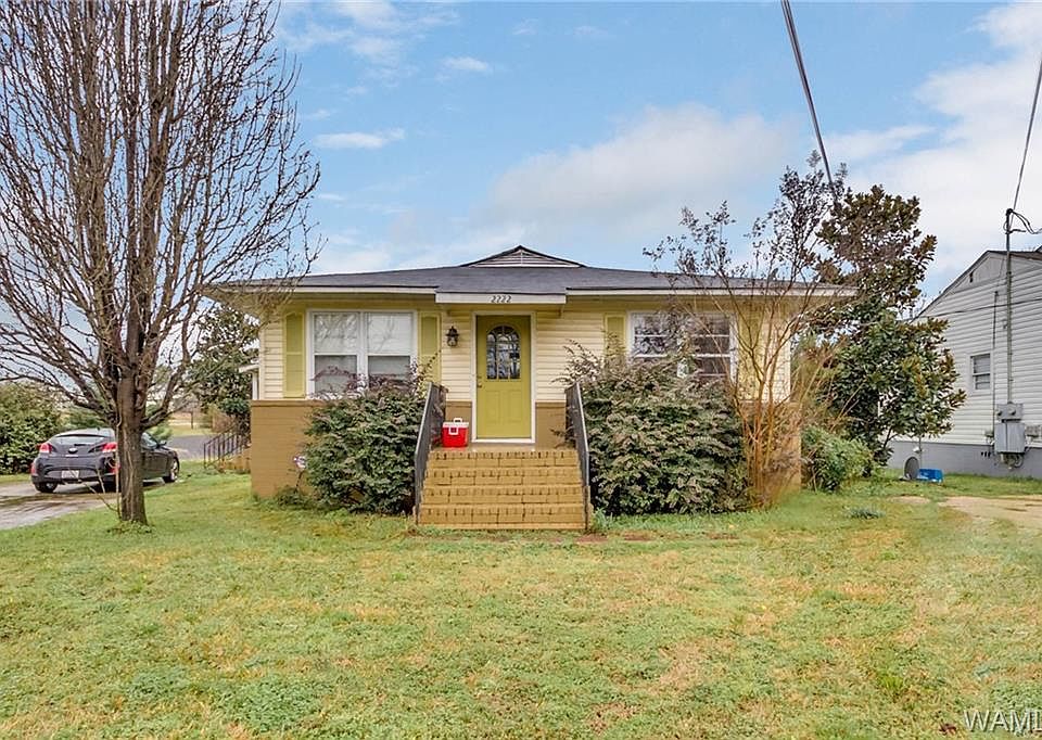1st image of 2222 Forest Lake Dr