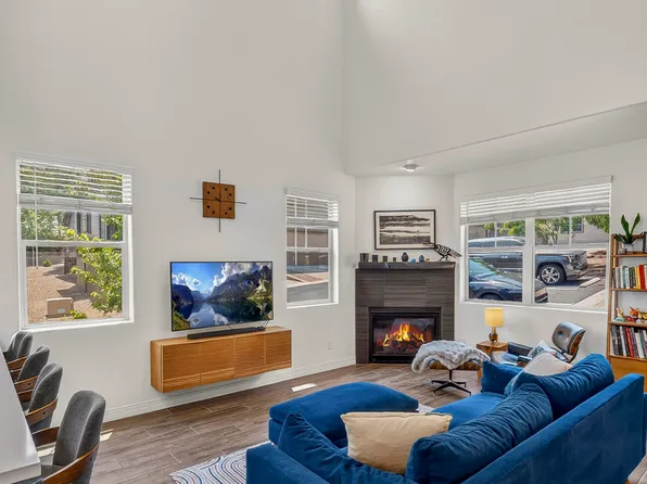 2470 W Clement Circle, Flagstaff, AZ 86001