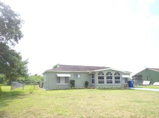 4059 N Edgewater Cir, Labelle, FL 33935