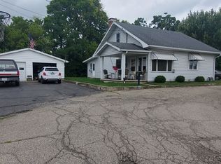 417 E Warrick St, Knightstown, IN 46148