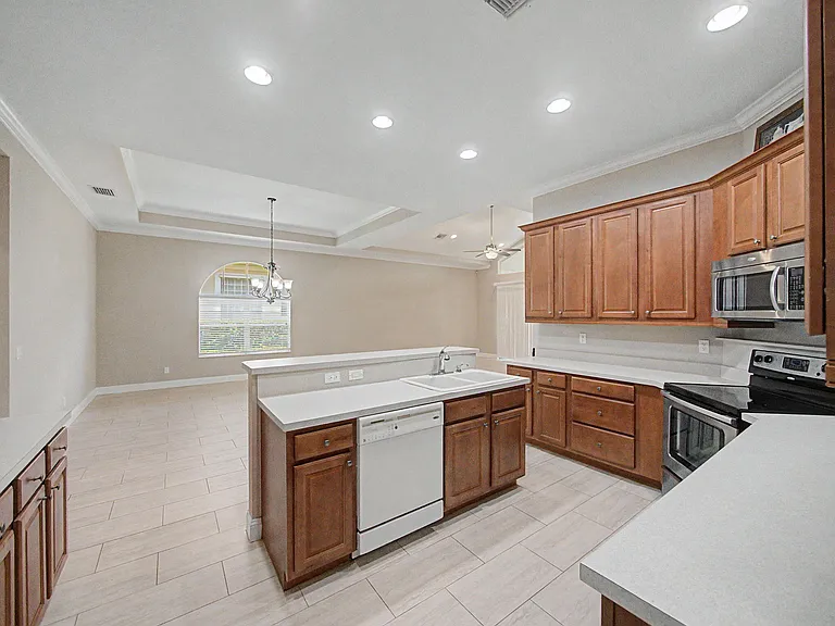 9112 Short Chip Cir — Photo 6