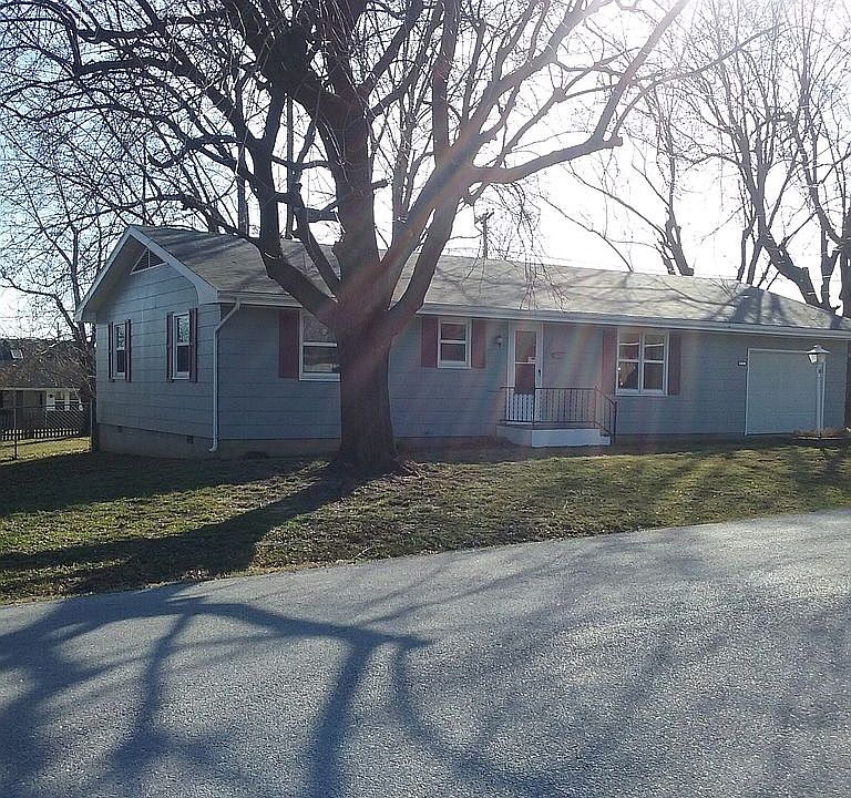 1st image of 812 E South St