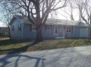 812 E South St, Bolivar, MO 65613